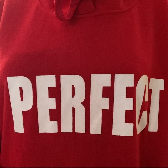 Fashion Nova Women Red Sweatshirt Pullover Hoodie Long Sleeves Size 1X - Picture 5 of 8